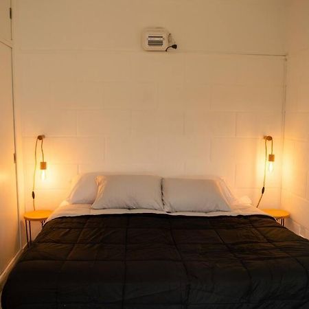 Hermoso Y Comodo Alojamiento Con Patio En Nunez Buenos Aires Dış mekan fotoğraf